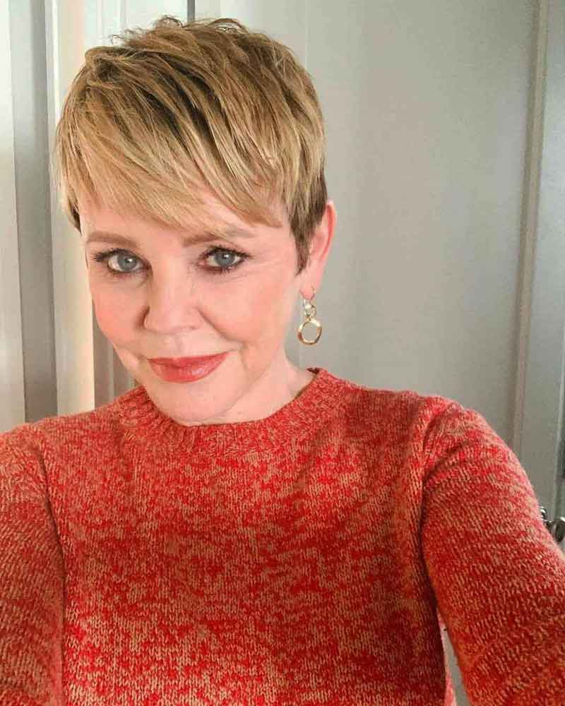 short hairstyles for women over 60