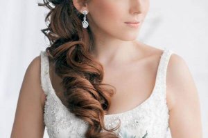 Hairstyles For Weddings To Show The Beautiful One