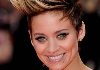 Style Short Curly Hair with Boyish Hairstyle