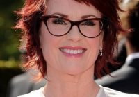 hairstyles for older women with glasses hairstyles for older women with glasses