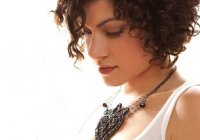 short curly hairstyle ideas short curly hairstyle ideas